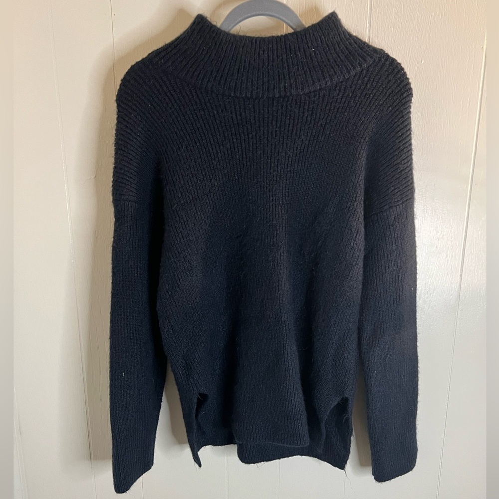 Ann Taylor Navy Chunky Knit Sweater, Small